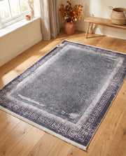 Outlet Dijital Baskı Halı Gri - Lacivert 80x150 cm - oda içinde görünüm (AI destekli görsel, gerçek ürün deseni) [mockup:15410600083770]