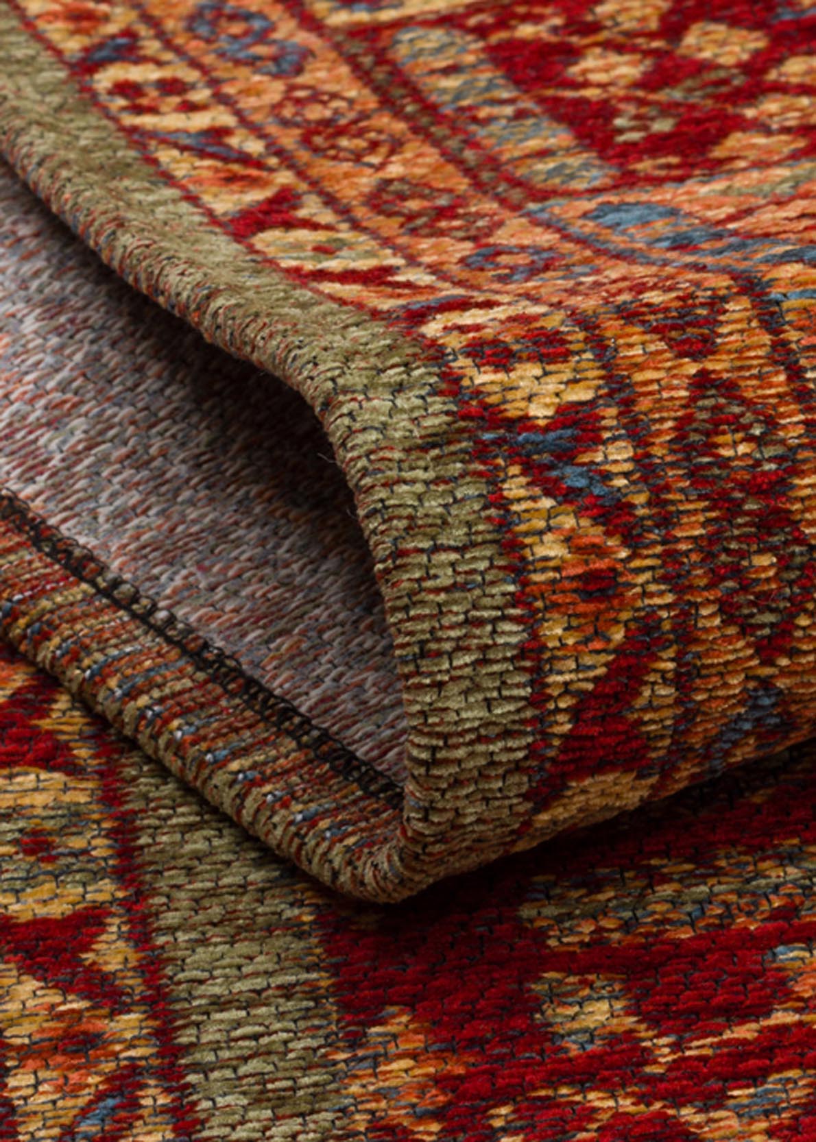 Ludor Kırmızı Geometrik Desenli Klasik Kilim – mekânda kullanım