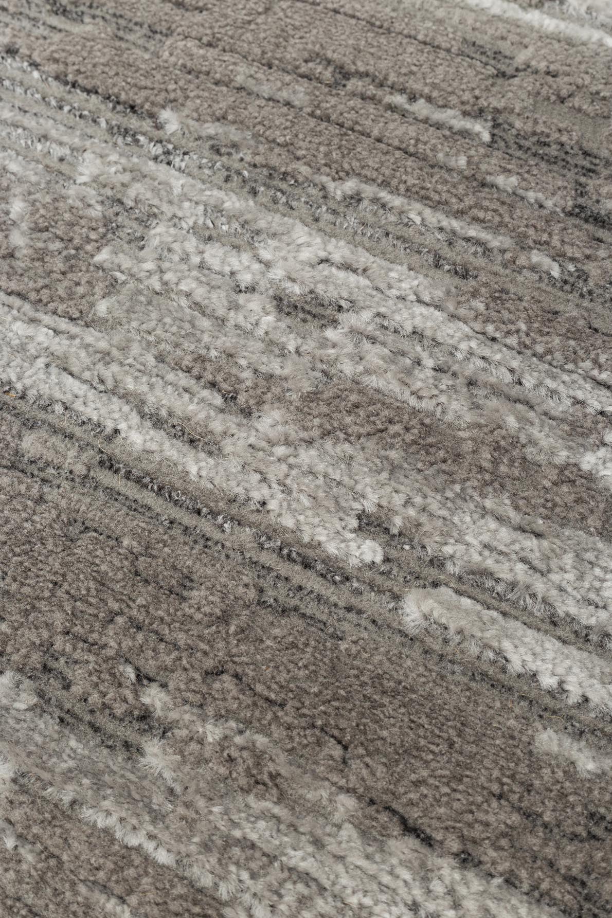 Kemla Gri Beyaz Soyut Desenli Modern Polyester Halı – arka yüz görünümü