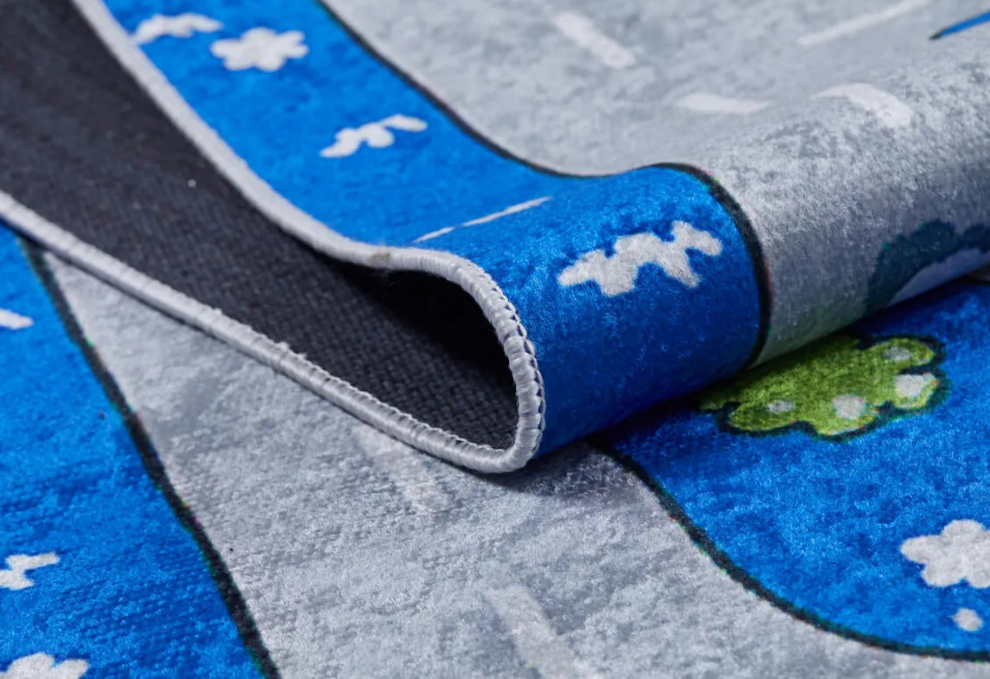 Lugo Mavi Figürlü Dijital Baskı Çocuk Odası Halısı Halınet