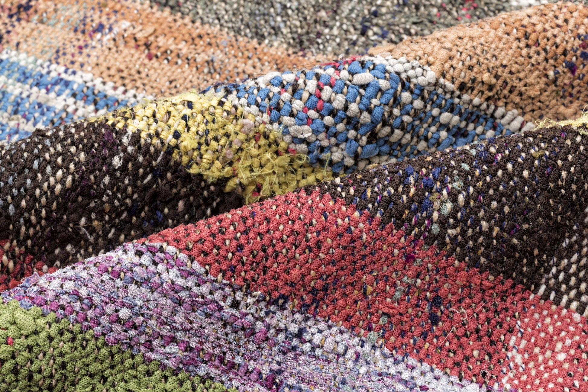 Girit Bej Çizgili Yün El Dokuma Halısı 196 x 237 Apex Unique