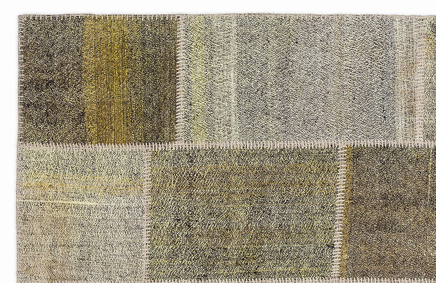 Beige-grauer handgewebter Kelim mit geometrischem Muster 160x230 cm – im Wohnzimmer