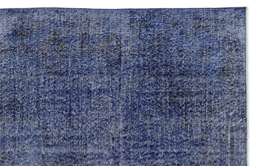 Abstract Blue & Grey Hand-Knotted Wool Rug 190x302 cm (6'3" x 9'11") – in the living room