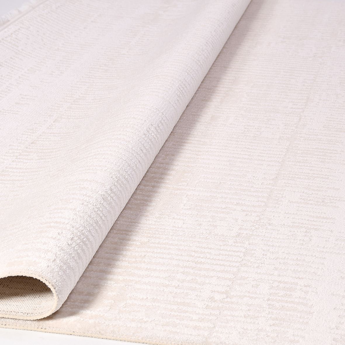 Harley Krem Çizgili Akrilik Makine Halısı Crea