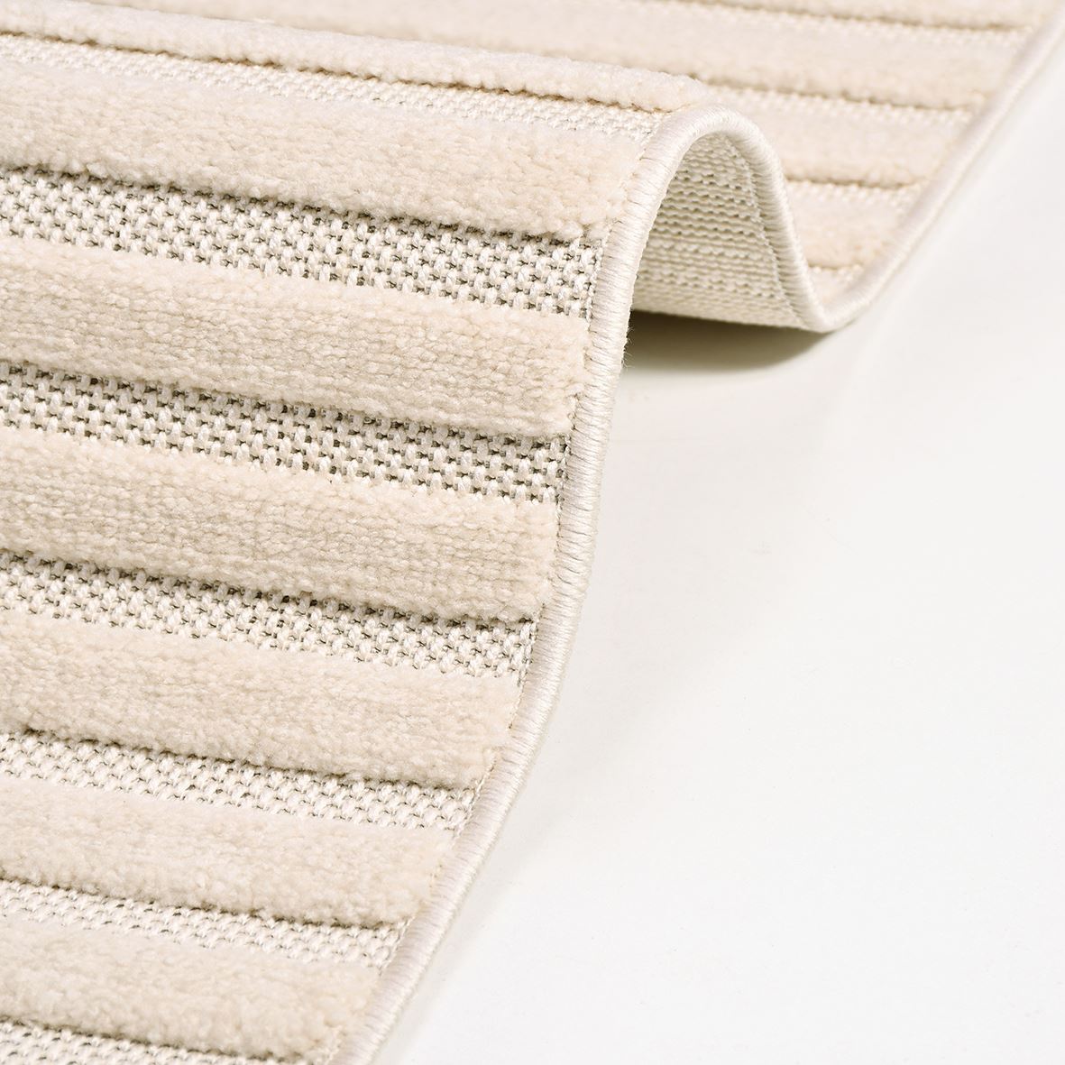 Ava Krem Çizgili Polyester Makine Halısı Crea