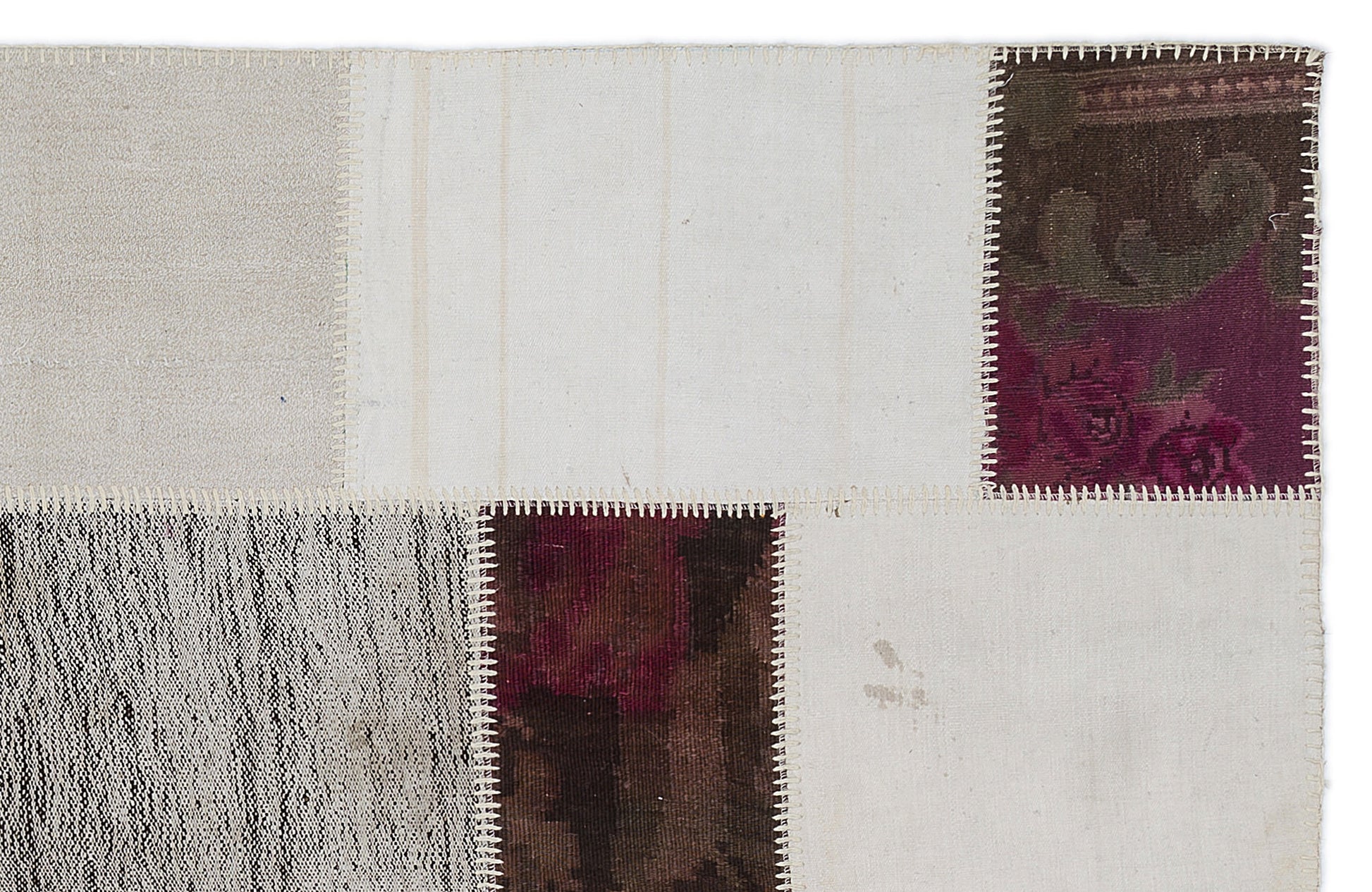 Teselya Beyaz Çiçekli Yün El Dokuma Halısı 160 x 230 Apex Unique