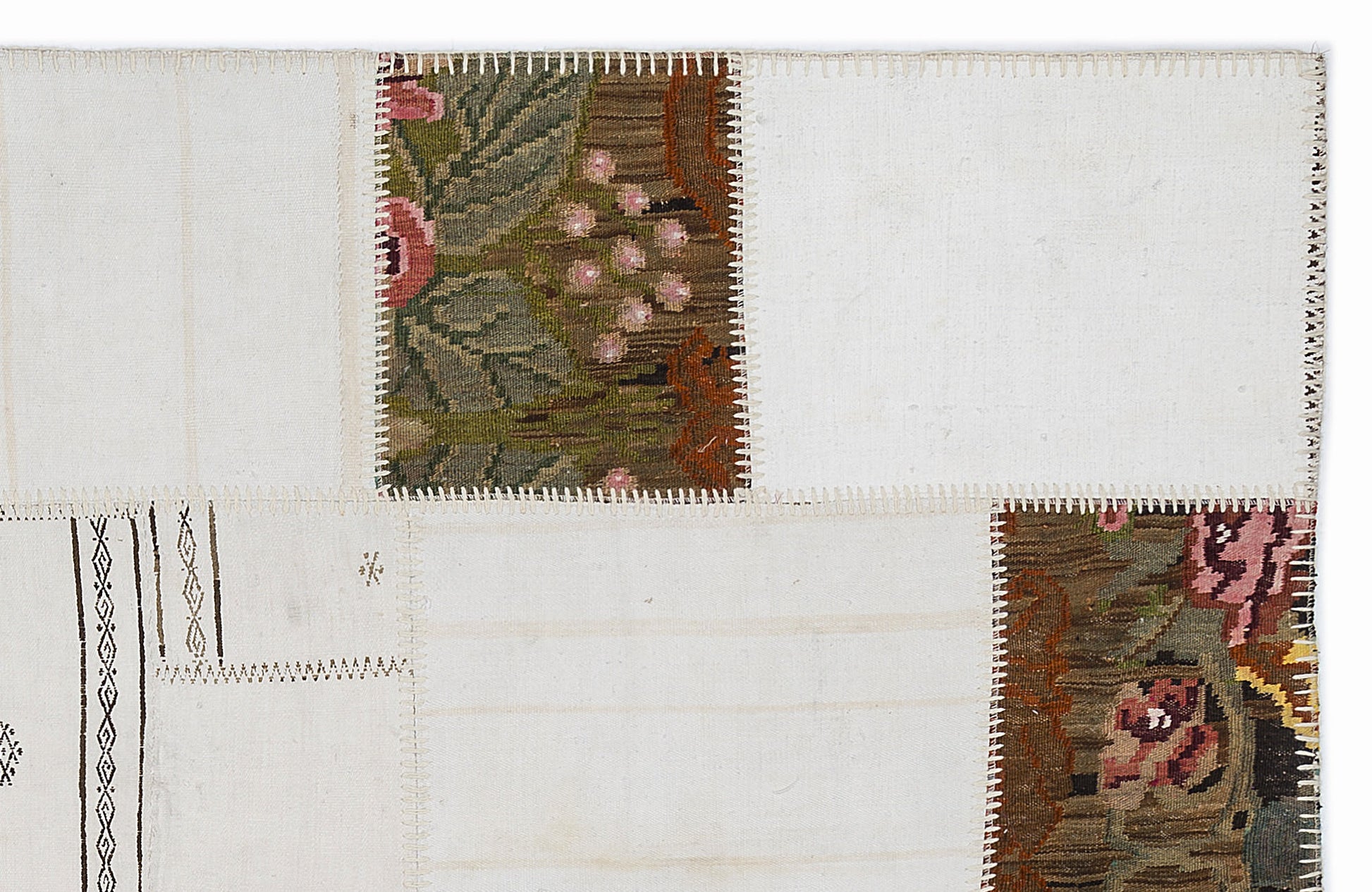 Teselya Beyaz Çiçekli Yün El Dokuma Halısı 160 x 230 Apex Unique