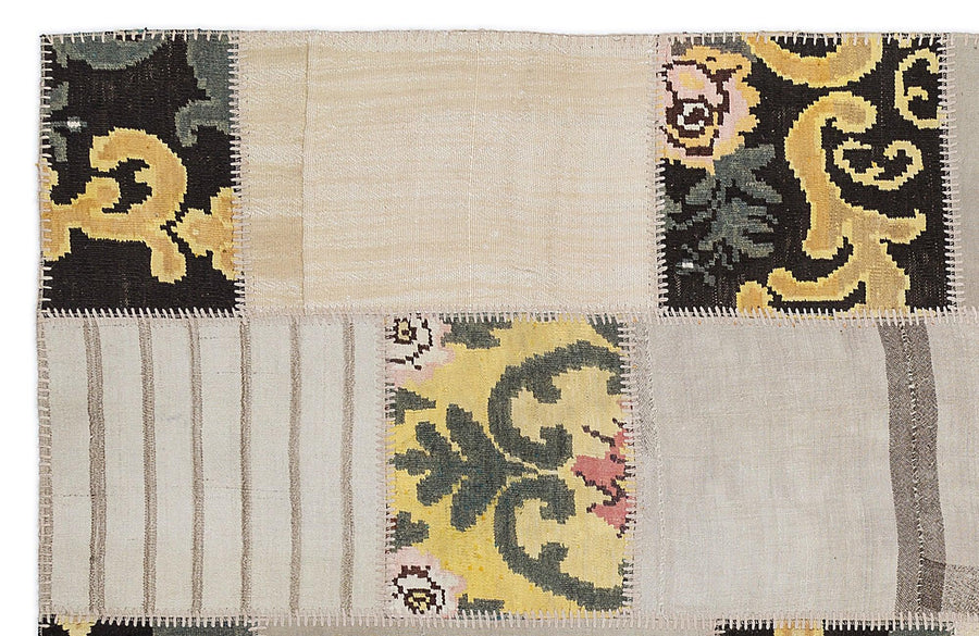 Beige & Multicolor Patchwork Kilim Rug 160x230 cm (5'3" x 7'7") – in the living room