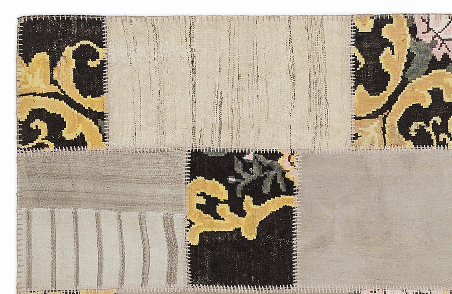 Gray & Yellow Modern Patchwork Rug 160x230 cm (5'3" x 7'7") – in the living room