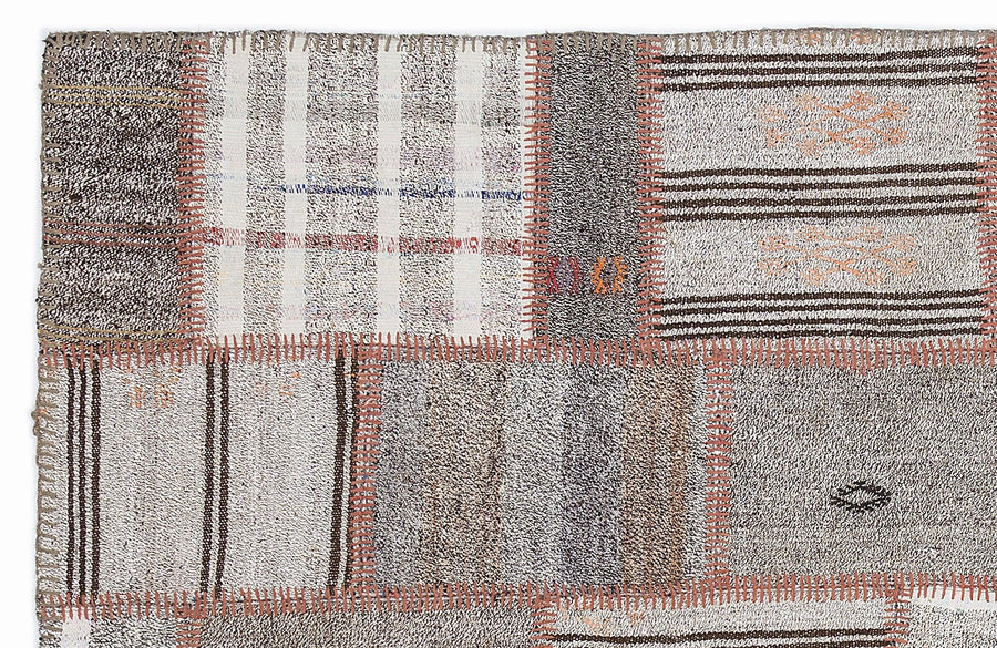 Anthracite Grey Geometric Flatweave Wool Rug 160x230 cm (5'3" x 7'7") – in the living room