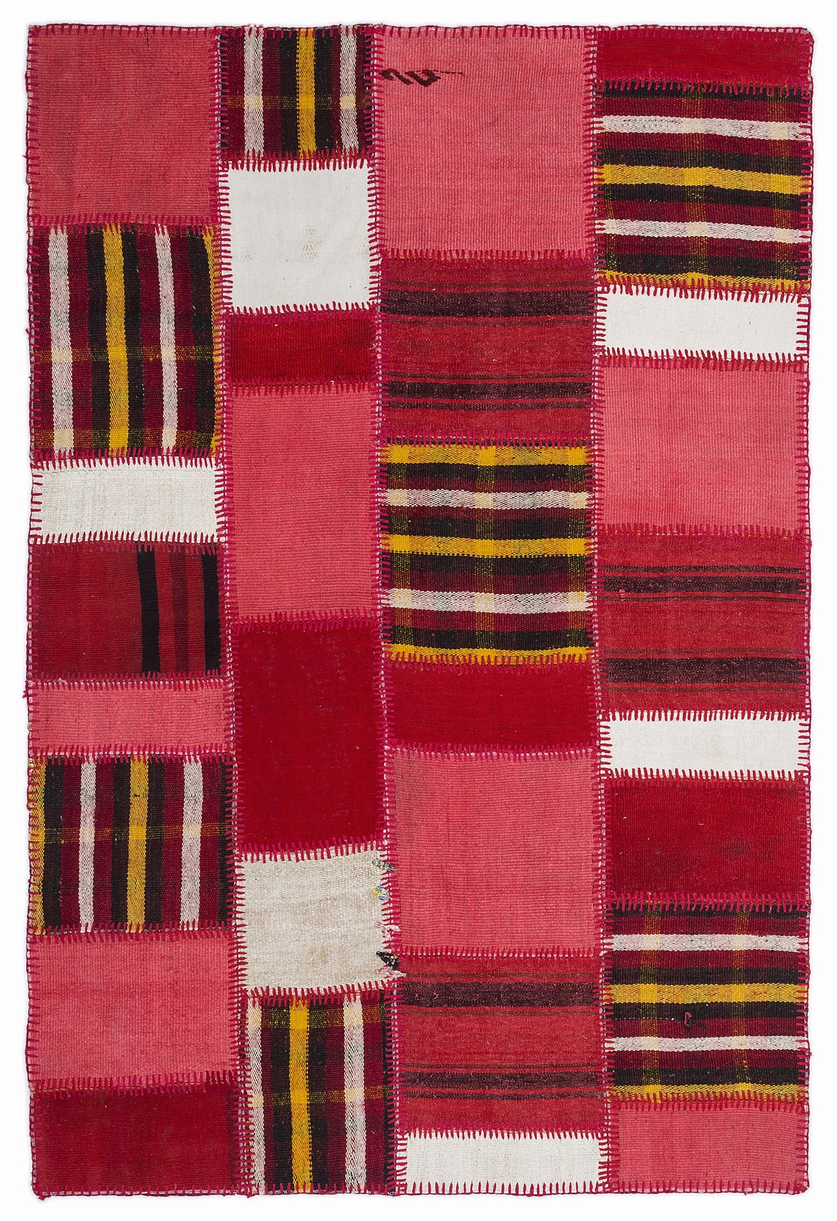 Teselya Pembe Patchwork Yün El Dokuma Halısı 160 x 230 Apex Unique