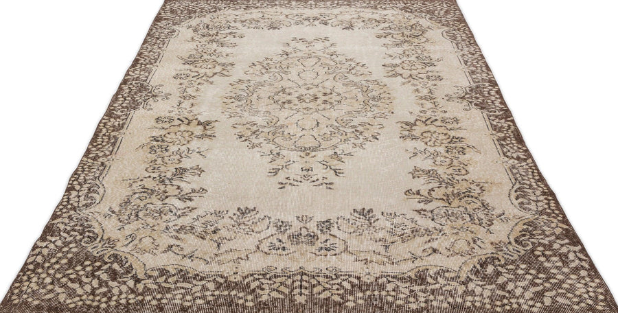 Bej Anadolu Eskitme Madalyonlu Yün Halı 173x288 - Özel Seri