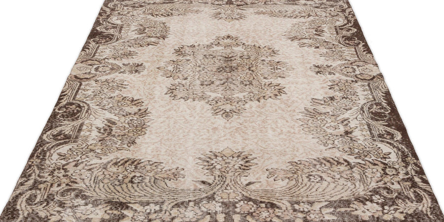 Bej Anadolu Eskitme Madalyonlu Yün Halı 175x255 - Özel Seri