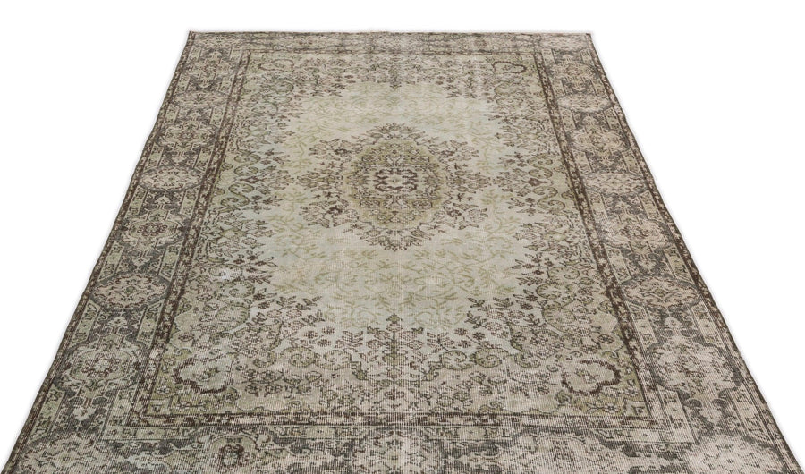 Yeşil Eskitme Klasik Yün Halı 161x253