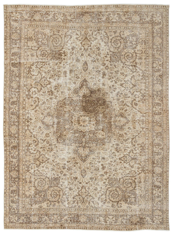 Bej Anadolu Eskitme Madalyonlu Yün Halı 219x301 - Özel Seri