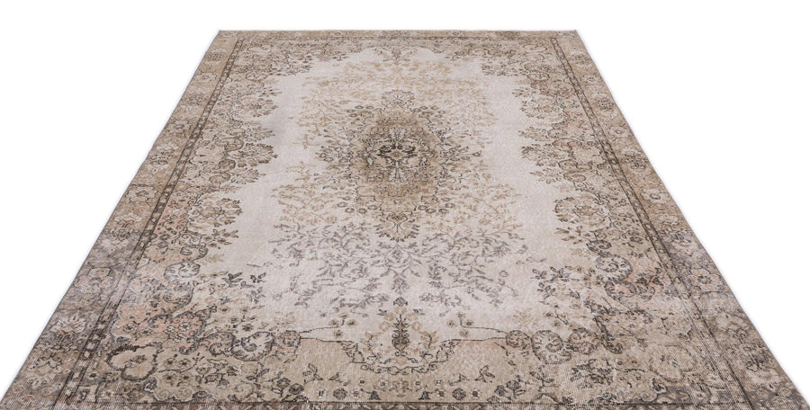 Bej Anadolu Eskitme Klasik Yün Halı 194x301 - Özel Seri