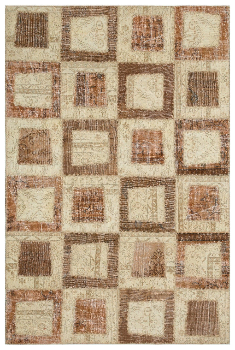 Beige & Brown Patchwork Rug, Hand-Knotted Wool 160x233 cm (5'3" x 7'8") – in the living room