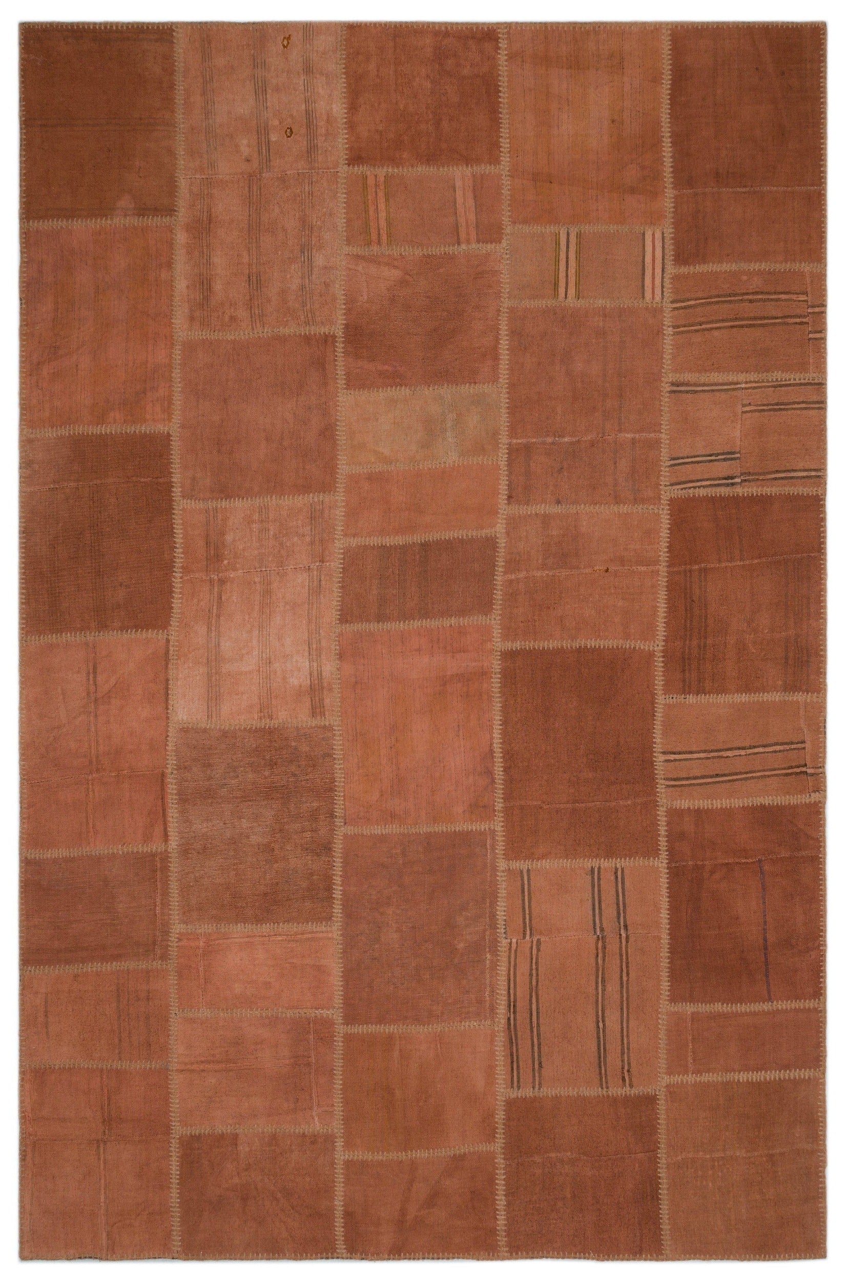 Teselya Bej Patchwork Yün El Dokuma Halısı 197 x 303 Apex Unique