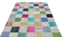 White Flatweave Kilim Rug with Multicolour Geometric Pattern 158x230 cm (5'2" x 7'7")