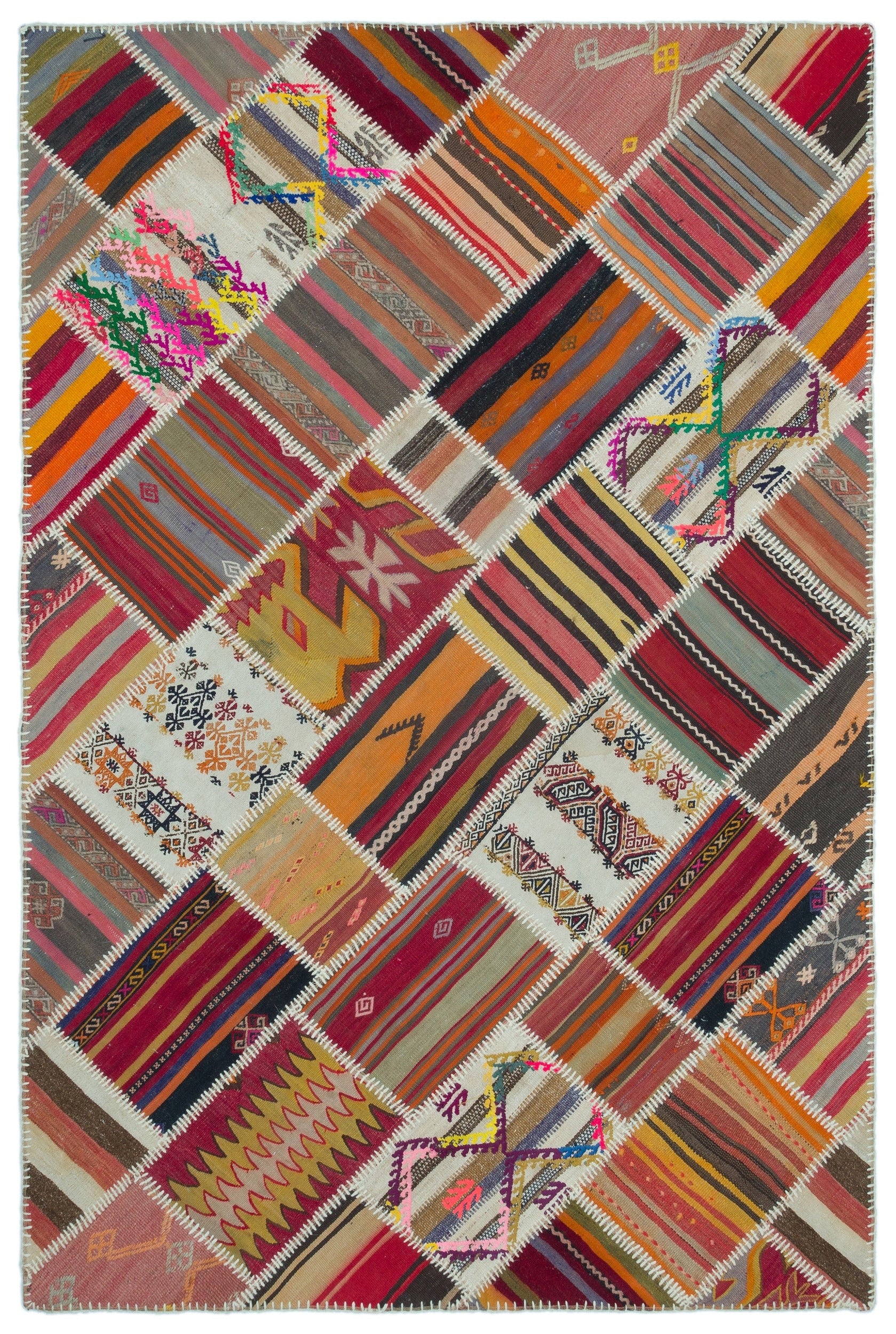 Teselya Kırmızı Eskitme Yün El Dokuma Halısı 156 x 235 Apex Unique