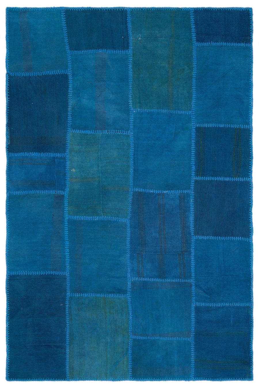 Blue Geometric Flatweave Kilim Rug 155x230 cm (5'1" x 7'7") – in the hallway