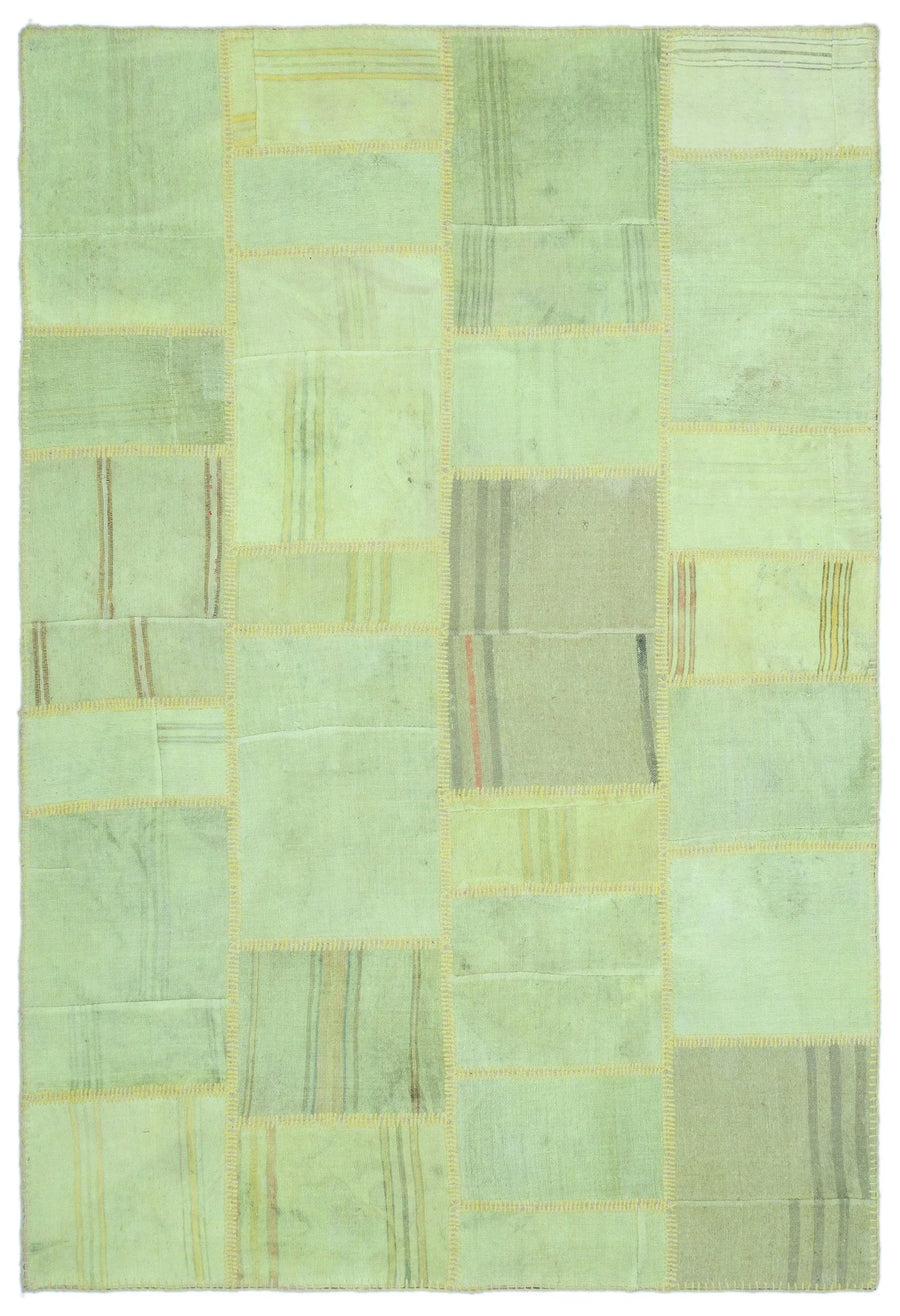 Hellgrüner Wollteppich mit geometrischem Muster, handgeknüpft 158x234 cm – im Flur