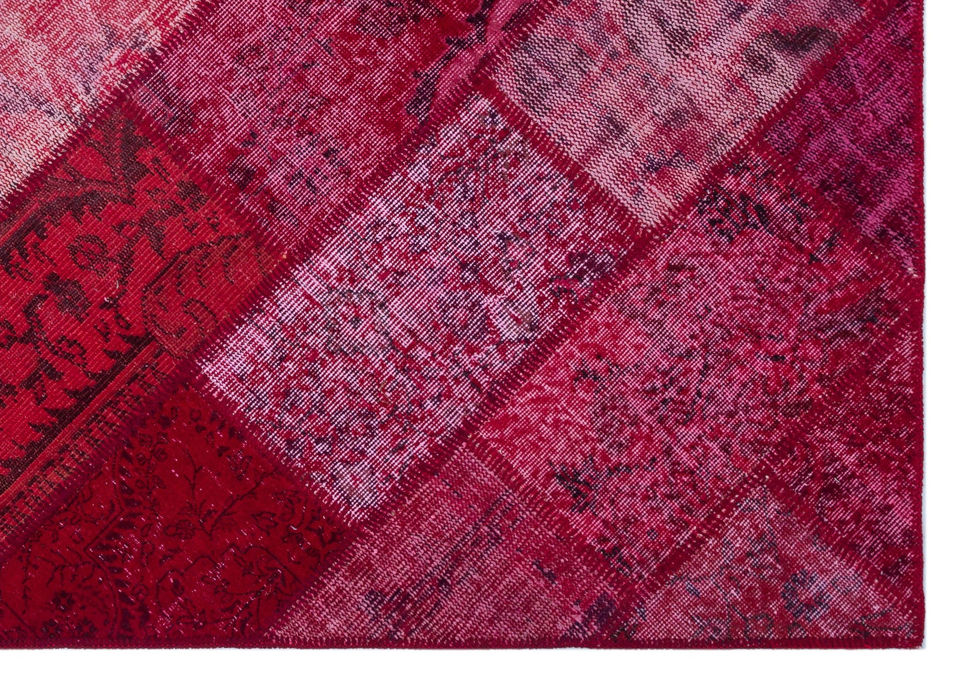 Iskece Kırmızı Eskitme Yün El Dokuma Halısı 160 x 230 Apex Unique