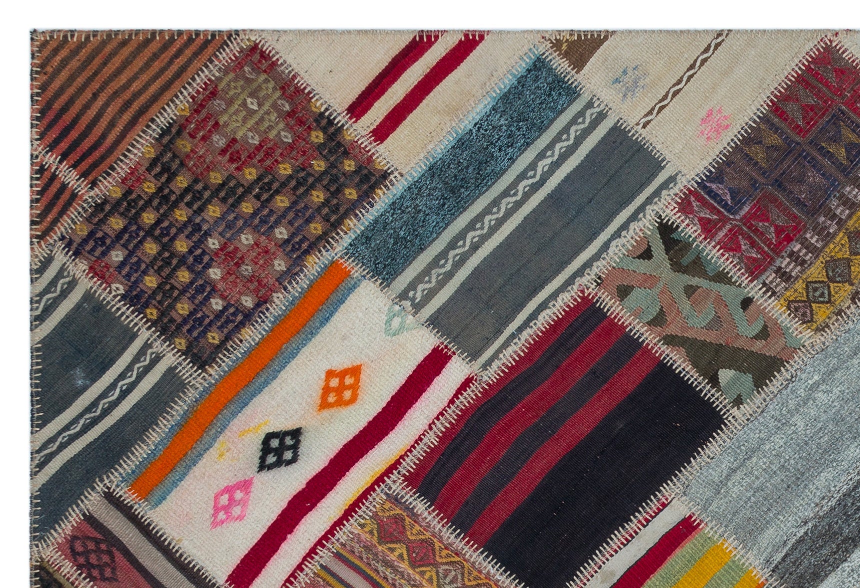 Teselya Bej Eskitme Yün El Dokuma Halısı 162 x 247 Apex Unique