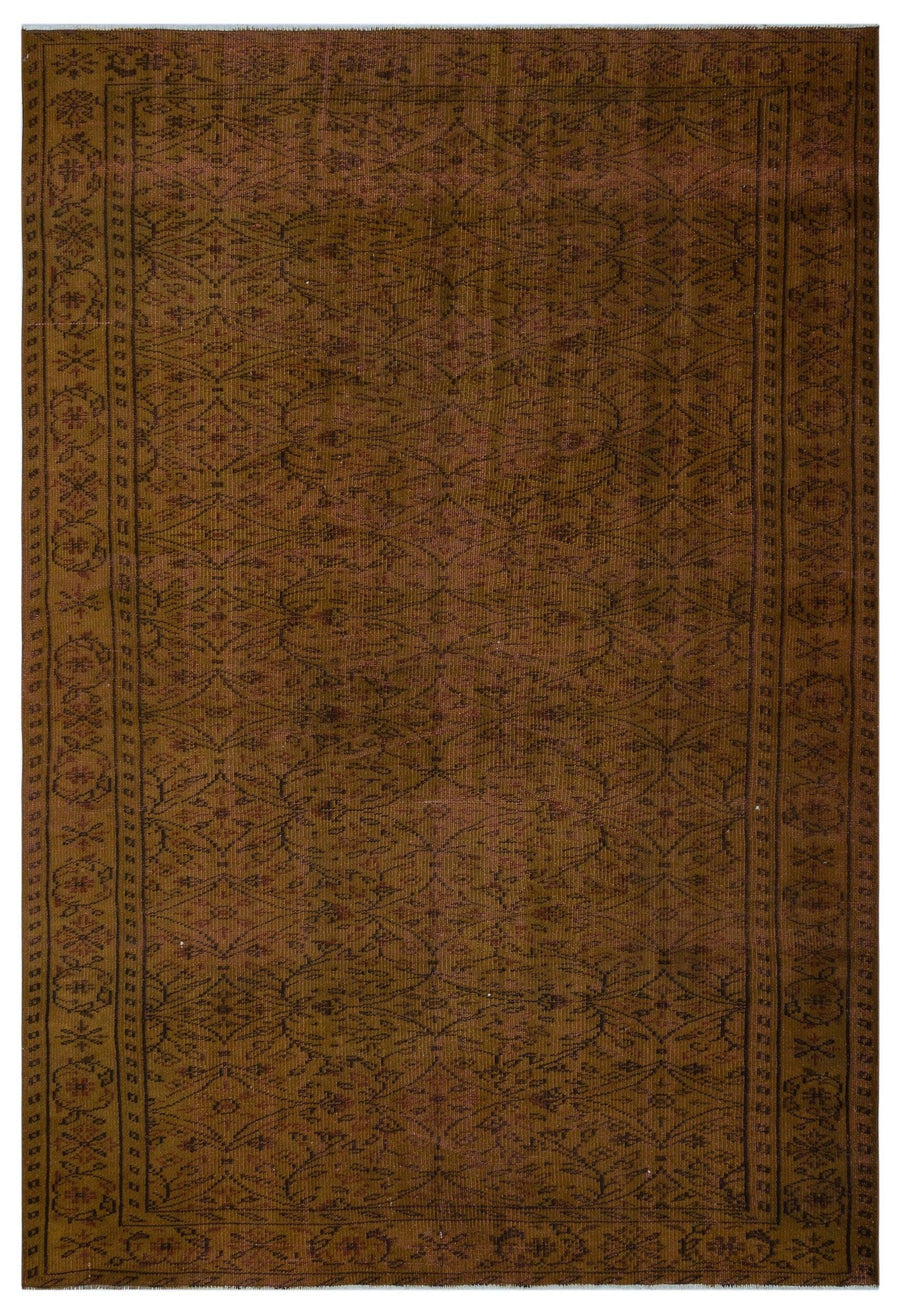 Brown & Beige Medallion Turkish Rug 184x272 cm (6' x 8'11") – in the hallway
