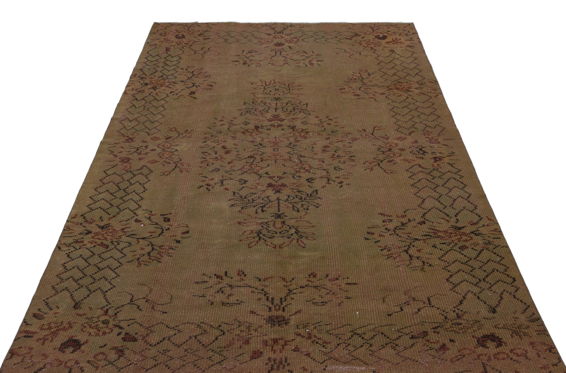 Atina Kahverengi Eskitme Yün El Dokuma Halısı 159 x 253 Apex Unique