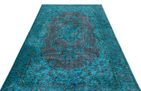 سجادة منسوجة يدويًا بلون فيروزي معتّق، بنقوش ميدالية فحمية 176x260 cm