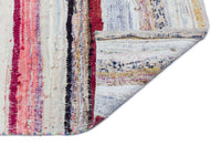 Weißer handgewebter Kelim mit bunten Streifen 160x286 cm