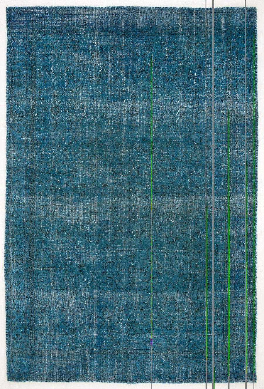 Beyaz Mavi Eskitme Klasik Yün Halı 195x292