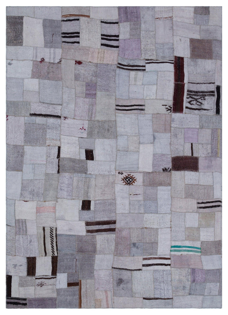 Gri Bej Eskitme Patchwork Salon Halısı – Koridor kullanımı