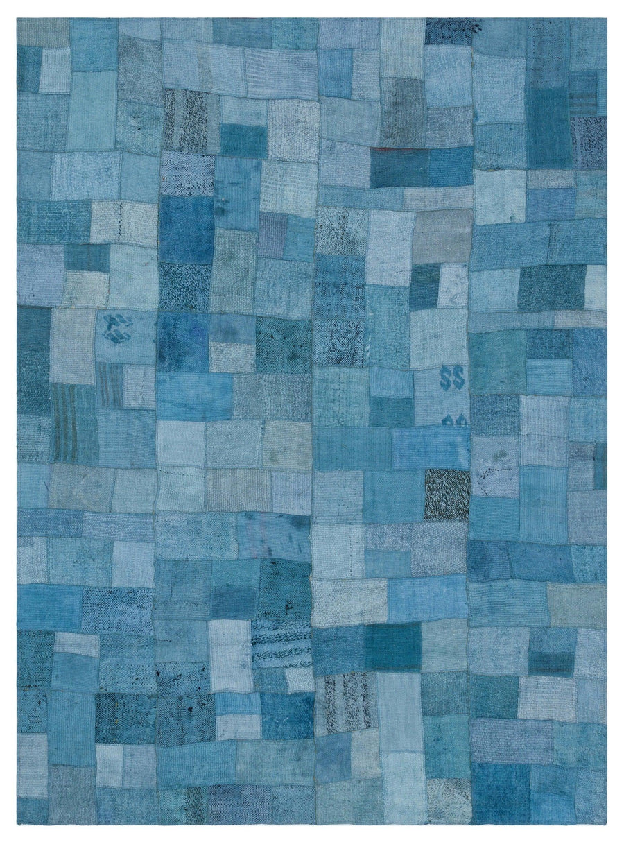 Geometric Blue & Turquoise Handwoven Wool Rug 161x220 cm (5'3" x 7'3") – in the hallway