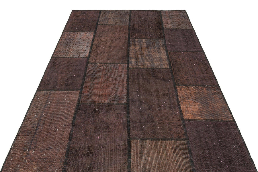 Beyaz Bordo Eskitme Geometrik Yün Halı 161x230