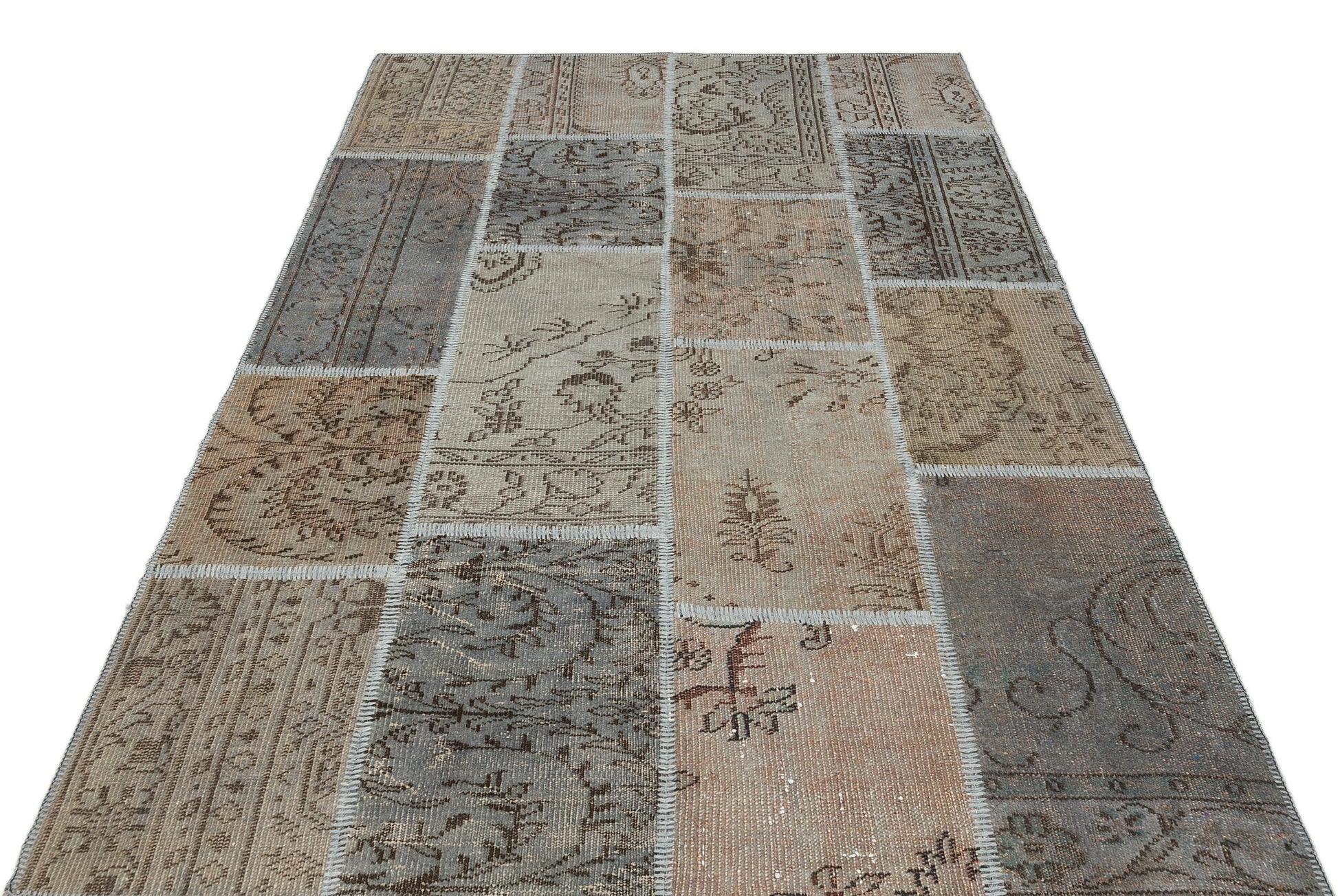 Iskece Kahverengi Eskitme Yün El Dokuma Halısı 162 x 228 Apex Unique