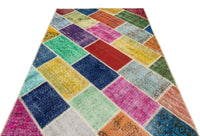 Tappeto geometrico multicolore effetto invecchiato, tessuto a mano, 162x233 cm