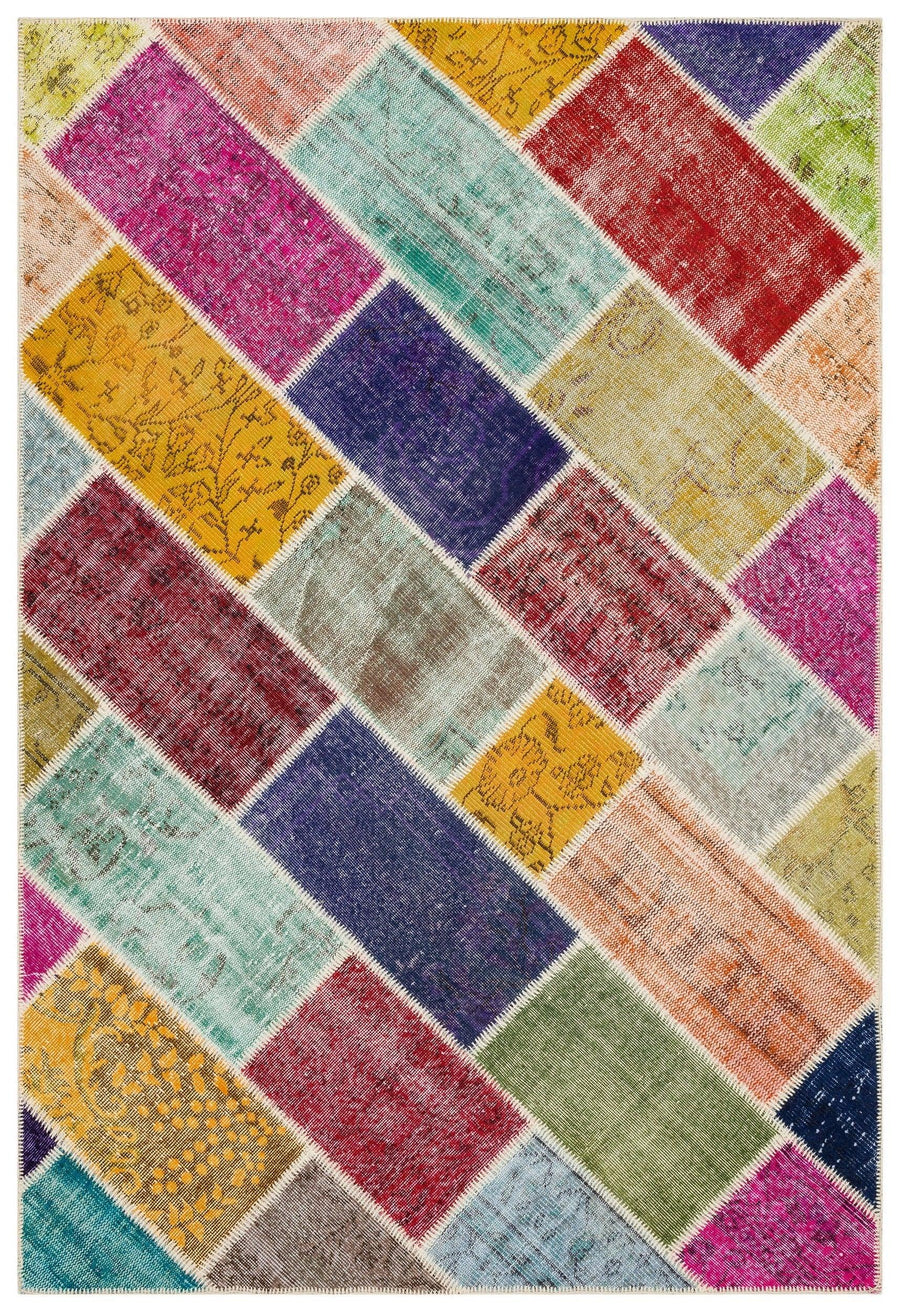 Handgeknüpfter Wollteppich mit geometrischem Muster 158x234 cm – im Wohnzimmer