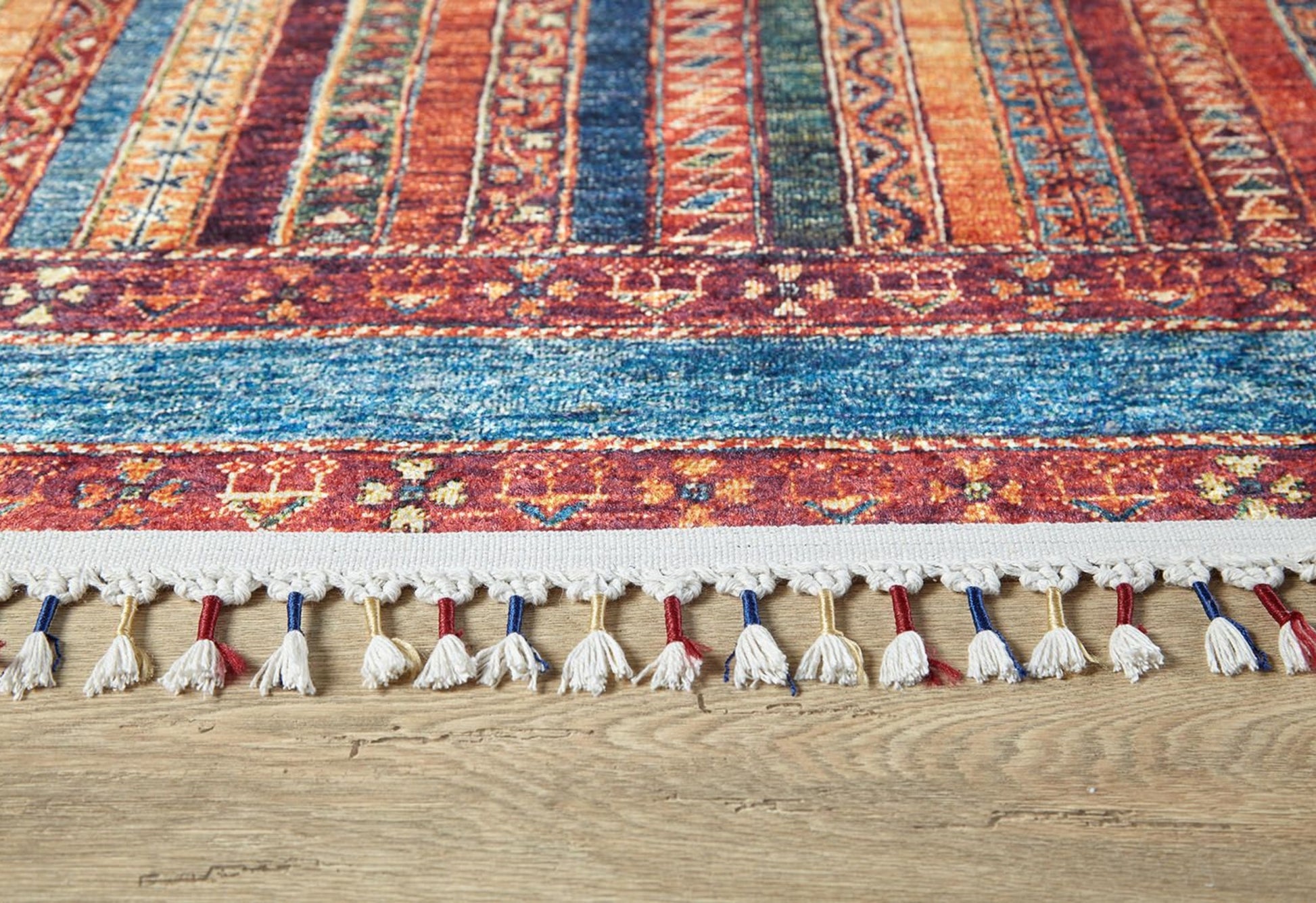 Mielec Kırmızı Çizgili Dijital Baskı Halı Halınet