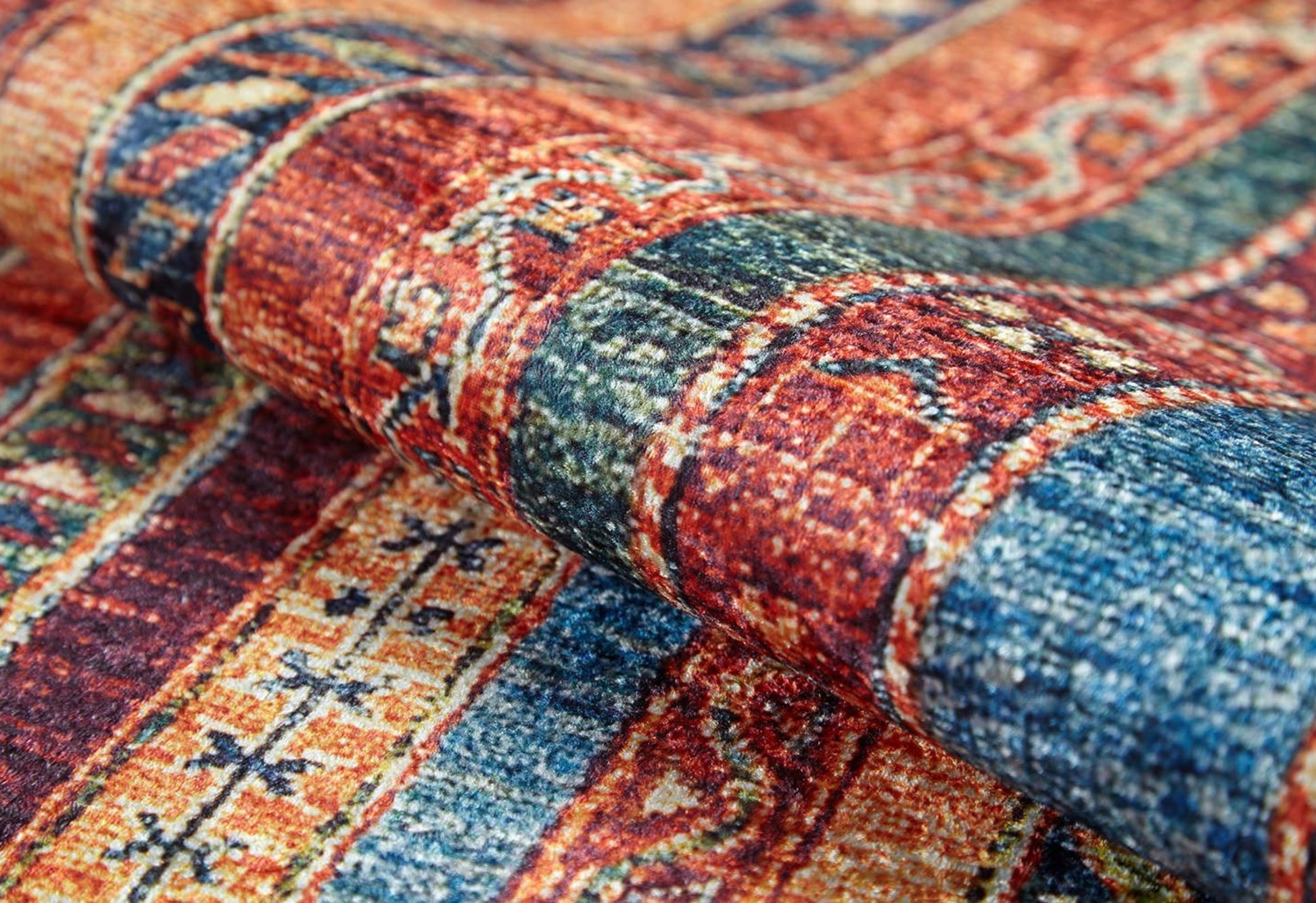 Mielec Kırmızı Çizgili Dijital Baskı Halı Halınet