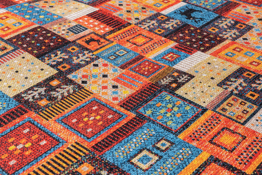 Bovec Beyaz Patchwork Pamuk ve Şönil Dijital Baskı Halı Pia Monte