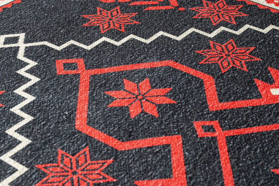 Delft Siyah Çerçeveli Pamuk ve Şönil Dijital Baskı Halı Pia Monte