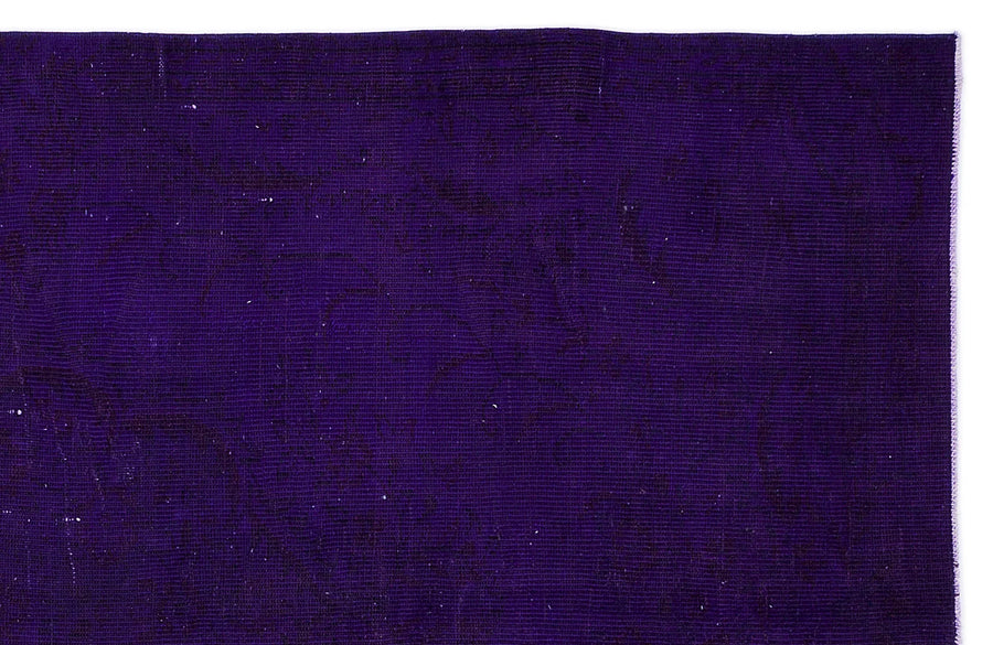 Solid Purple Overdyed Hand-Knotted Wool Rug 164x276 cm (5'5" x 9'1") – in the living room