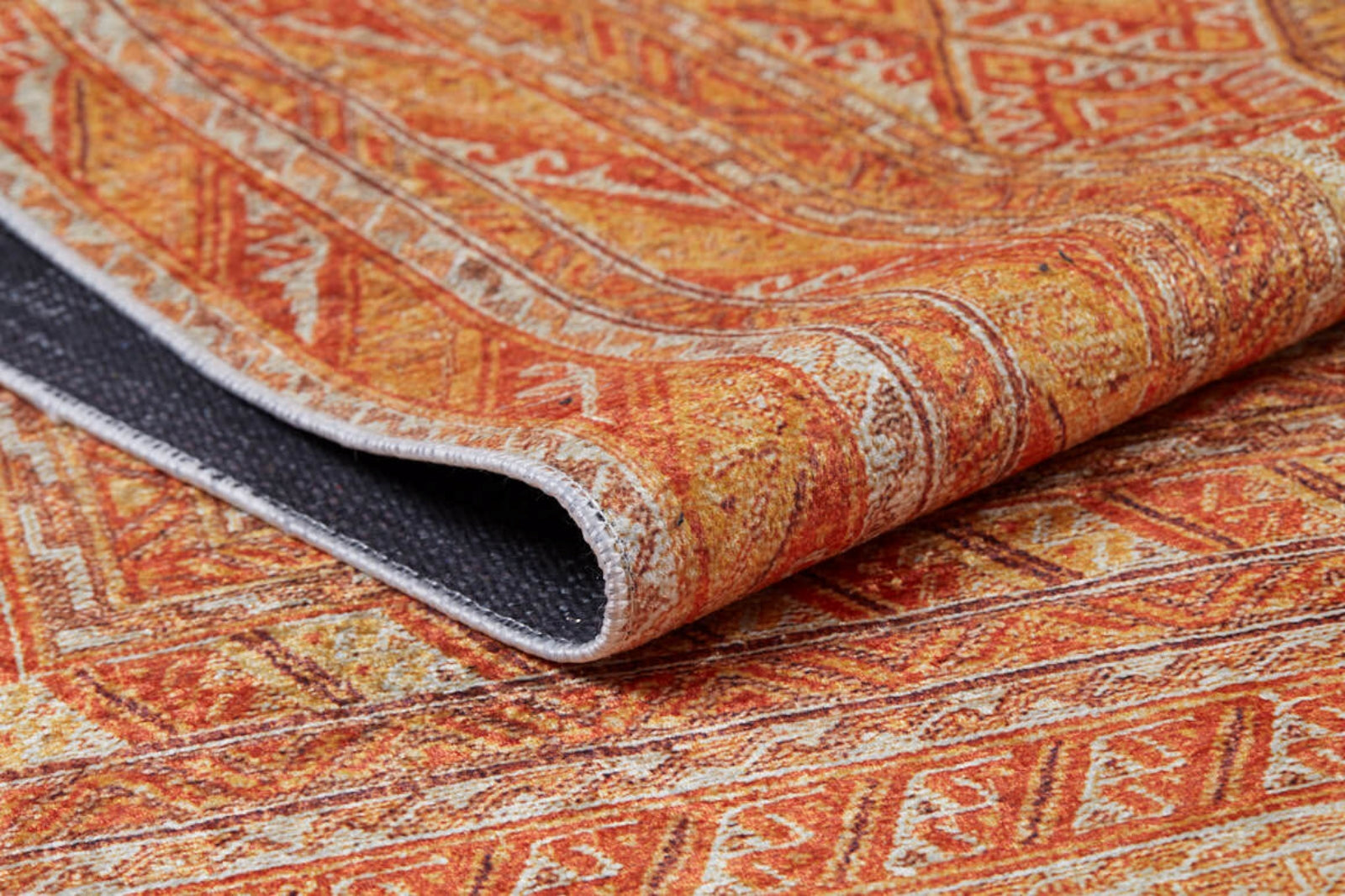 Domodedovo Turuncu Geometrik Dijital Baskı Halı Halınet