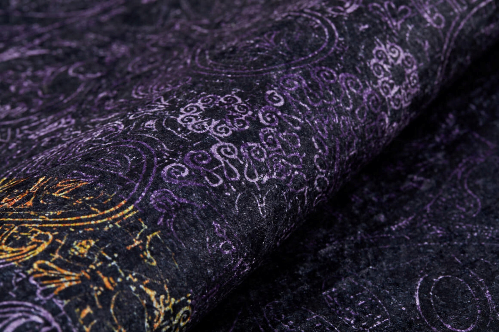 Volgodonsk Siyah Çerçeveli Dijital Baskı Halı Halınet