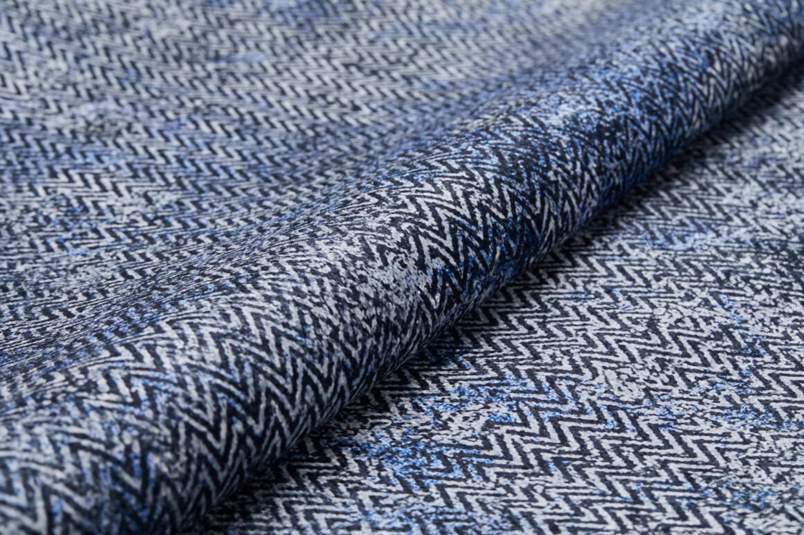 Voronej Mavi Zikzak Dijital Baskı Halı Halınet