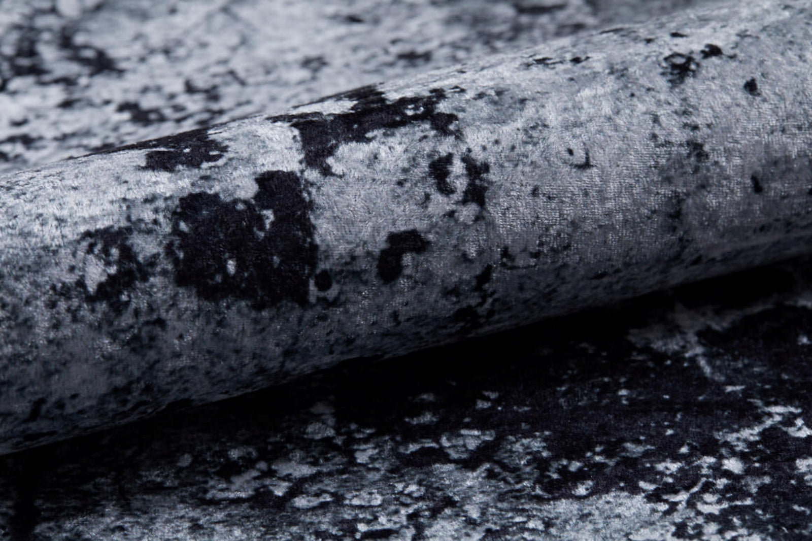 Vladivostok Siyah Modern Dijital Baskı Halı Halınet