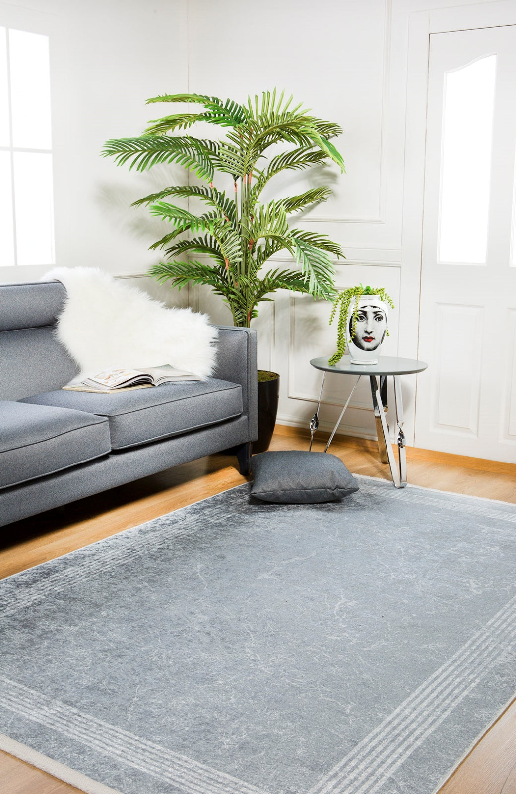 Kolomna Gri Çerçeveli Dijital Baskı Halı Halınet