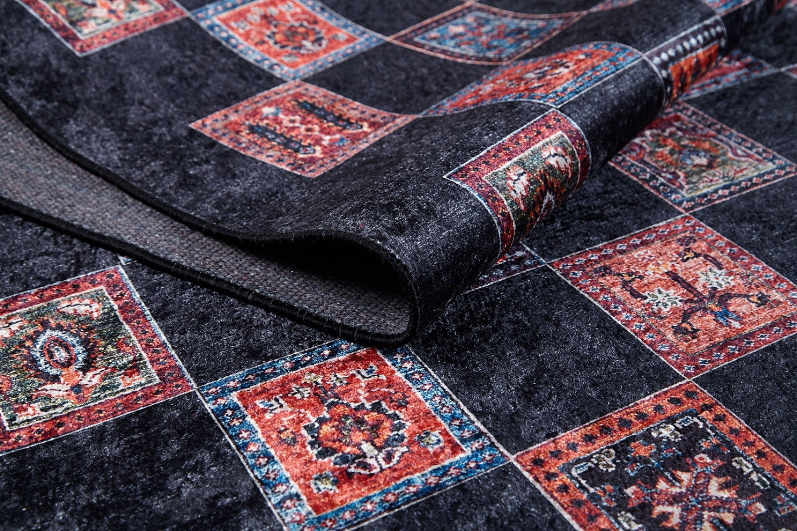 Sahiwal Siyah Geometrik Dijital Baskı Halı Halınet